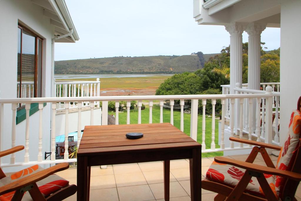 Waterfront Lodge クニスナ 部屋 写真