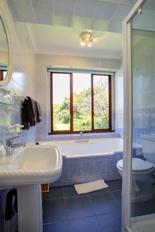 Waterfront Lodge クニスナ 部屋 写真